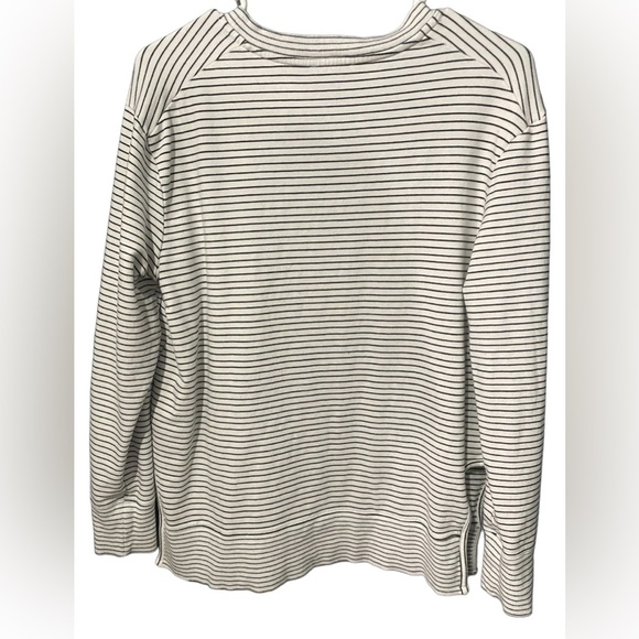 Daily Ritual Women's Long-Sleeve Crewneck Sweatshirt with Side Cutouts size M - Picture 6 of 12